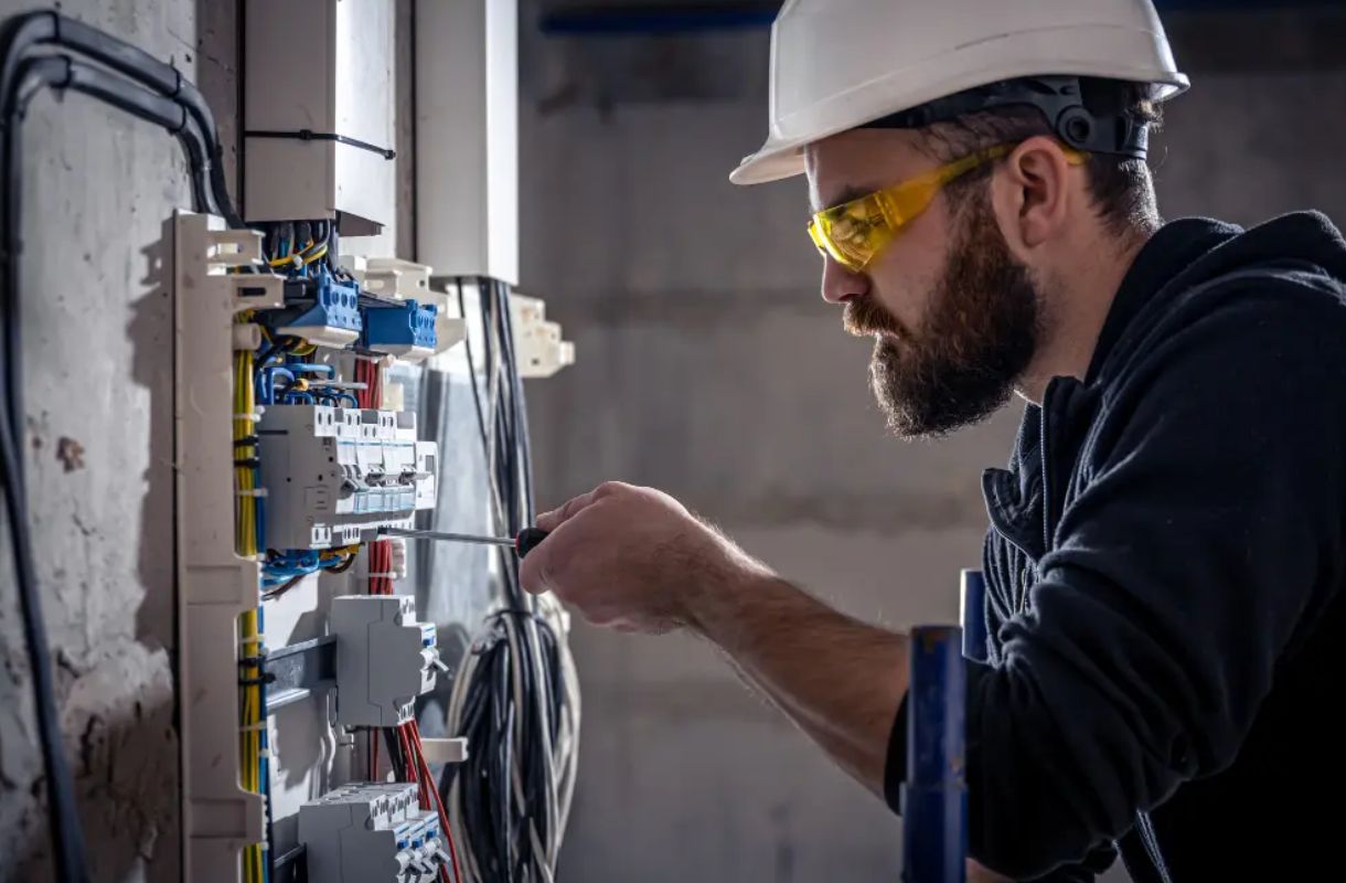 vacante de ingeniero de producto electrico en villa de tezontepec